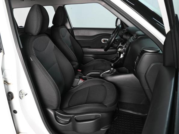 Kia Soul II Рестайлинг с пробегом 2017 года, цена 1 749 000 рублей, 58514 км, хэтчбек, Автокод Объявления