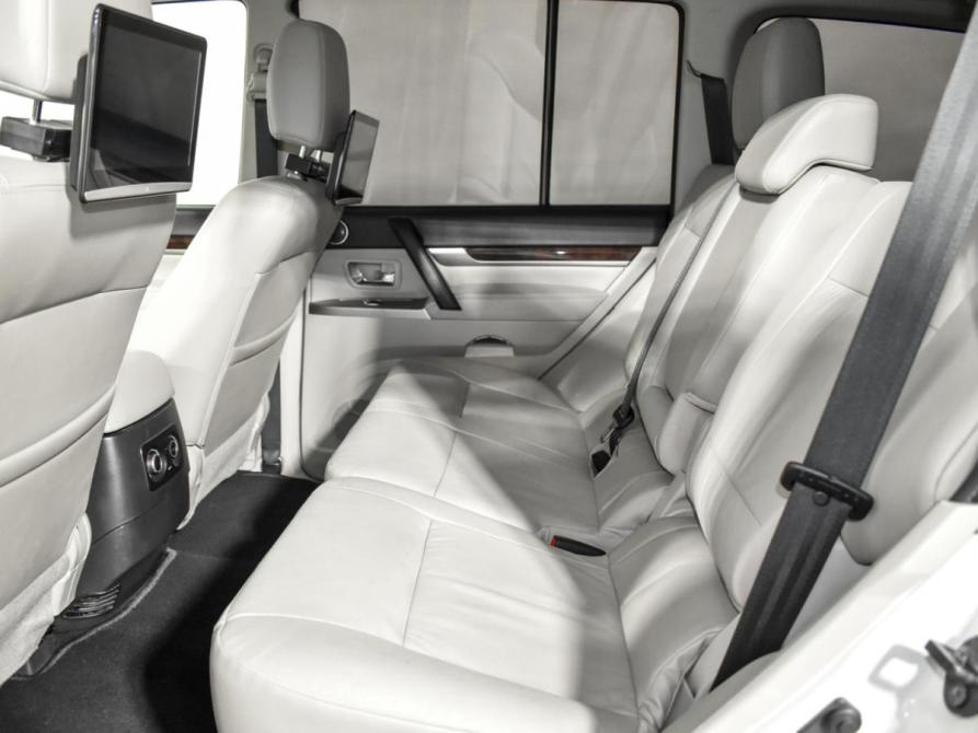 Mitsubishi Pajero IV Рестайлинг 2 Санкт-Петербург  - изображение 12