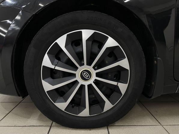 Kia Ceed II Рестайлинг с пробегом 2017 года, цена 1 260 000 рублей, 153194 км, хэтчбек, Автокод Объявления