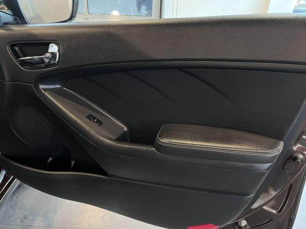 Kia Cerato III Рестайлинг (Classic) с пробегом 2018 года, цена 1 595 000 рублей, 148116 км, седан, Автокод Объявления