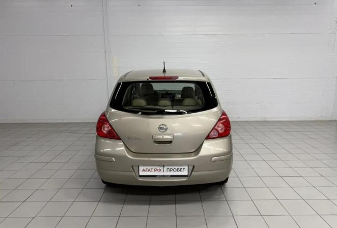 Nissan Tiida I Рестайлинг с пробегом 2011 года, цена 950 000 рублей, 160768 км, хэтчбек, Автокод Объявления
