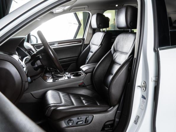Volkswagen Touareg II Рестайлинг с пробегом 2016 года, цена 2 975 070 рублей, 168994 км, внедорожник, Автокод Объявления