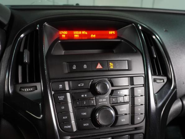 Opel Astra J с пробегом 2011 года, цена 619 000 рублей, 262700 км, хэтчбек, Автокод Объявления