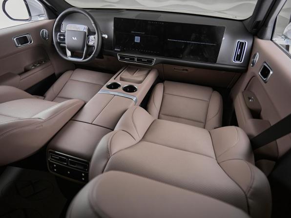 Новый Li Auto (Lixiang) L7 I Рестайлинг 2025 года, цена 10 198 600 рублей, внедорожник, Автокод Объявления