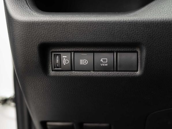 Toyota RAV4 V (XA50) с пробегом 2023 года, цена 3 550 000 рублей, 44256 км, внедорожник, Автокод Объявления