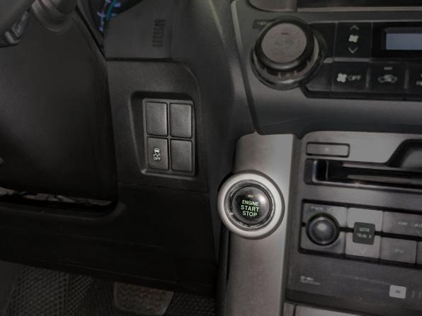 Toyota Land Cruiser Prado 150 Series с пробегом 2013 года, цена 2 999 500 рублей, 182500 км, внедорожник, Автокод Объявления