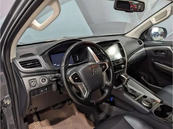 Mitsubishi Pajero Sport III Рестайлинг с пробегом 2022 года, цена 4 250 000 рублей, 30511 км, внедорожник, Автокод Объявления