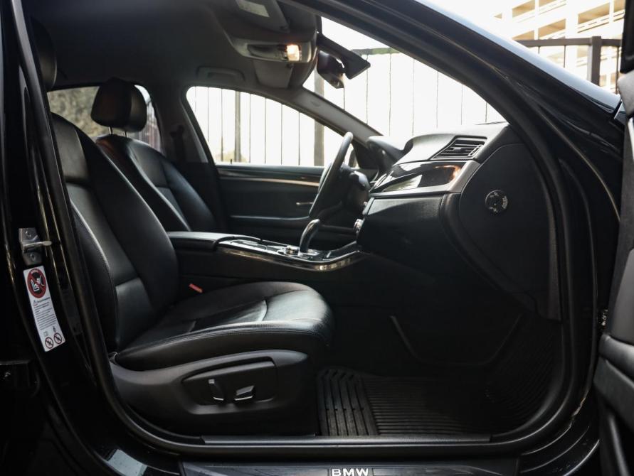 BMW 5 серии VI (F10/F11/F07) Рестайлинг Санкт-Петербург  - изображение 24