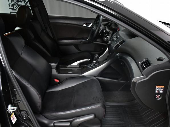 Honda Accord VIII Рестайлинг с пробегом 2011 года, цена 1 495 000 рублей, 214534 км, седан, Автокод Объявления