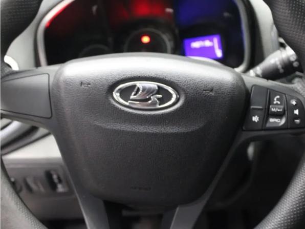 Lada (ВАЗ) XRAY I с пробегом 2017 года, цена 749 000 рублей, 140000 км, хэтчбек, Автокод Объявления