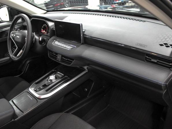 Haval Jolion I Рестайлинг с пробегом 2025 года, цена 2 399 900 рублей, 5 км, внедорожник, Автокод Объявления