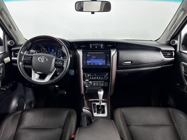 Toyota Fortuner II с пробегом 2017 года, цена 3 250 000 рублей, 193000 км, внедорожник, Автокод Объявления