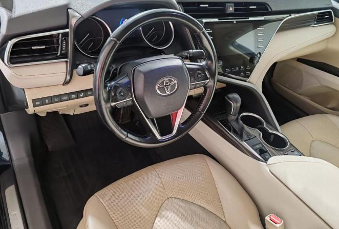 Toyota Camry VII (XV50) Рестайлинг 2 с пробегом 2018 года, цена 3 090 000 рублей, 78142 км, седан, Автокод Объявления
