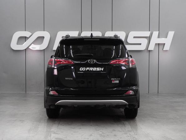 Toyota RAV4 IV (XA40) Рестайлинг с пробегом 2017 года, цена 1 799 000 рублей, 240910 км, внедорожник, Автокод Объявления