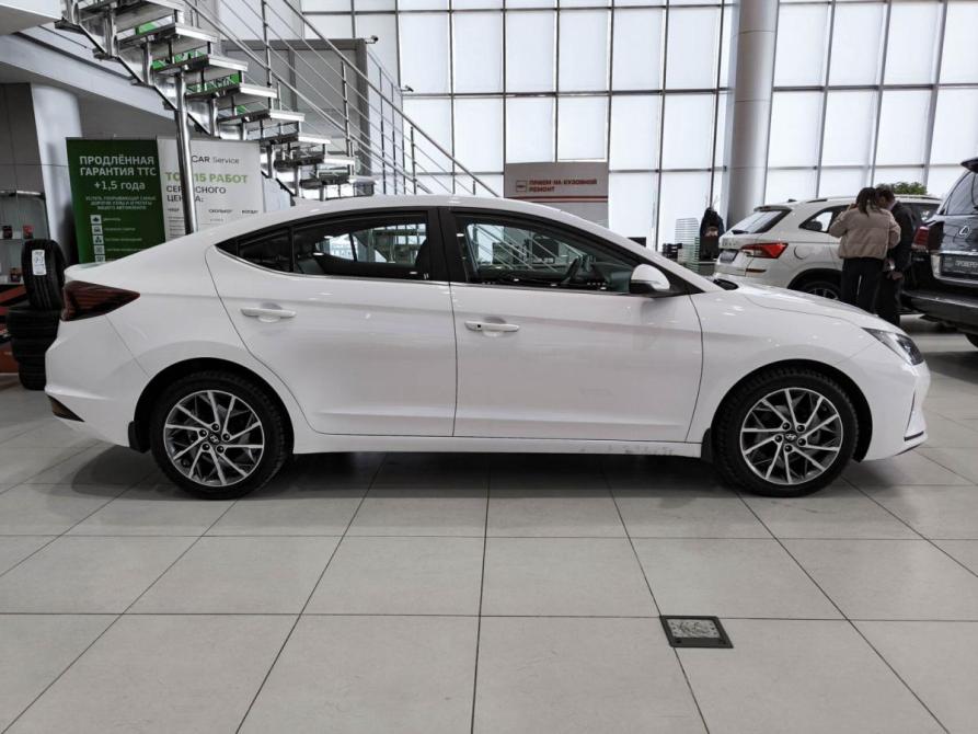 Hyundai Elantra VI (AD) Рестайлинг Казань  - изображение 5