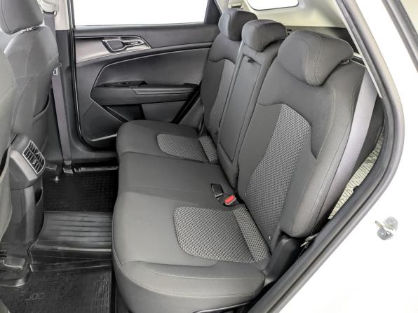 Kia Sportage V с пробегом 2023 года, цена 3 270 000 рублей, 52000 км, внедорожник, Автокод Объявления