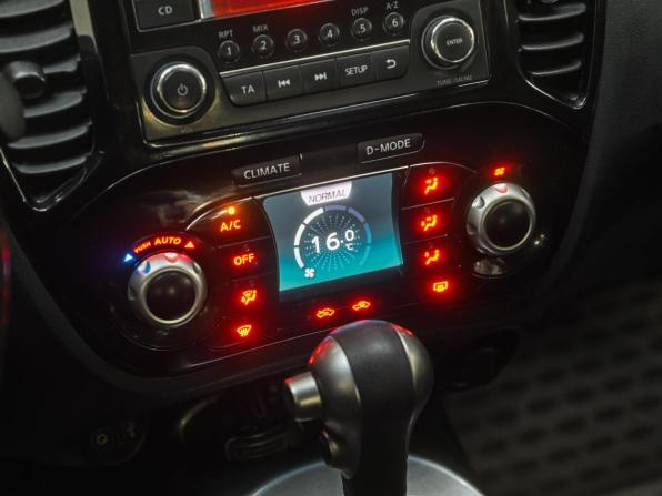 Nissan Juke I Рестайлинг с пробегом 2014 года, цена 1 029 000 рублей, 111916 км, внедорожник, Автокод Объявления
