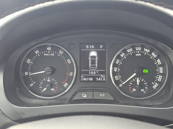 Skoda Rapid I с пробегом 2014 года, цена 830 000 рублей, 246740 км, лифтбек, Автокод Объявления