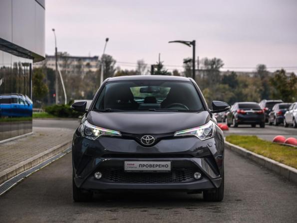 Toyota C-HR I с пробегом 2019 года, цена 2 199 777 рублей, 127461 км, внедорожник, Автокод Объявления