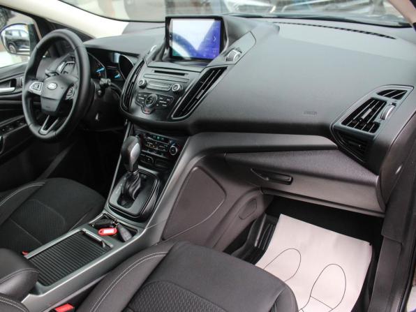 Ford Kuga II Рестайлинг с пробегом 2018 года, цена 1 640 000 рублей, 120200 км, внедорожник, Автокод Объявления