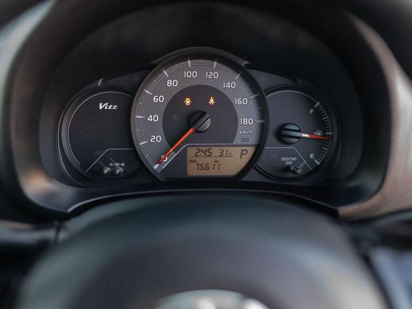Toyota Vitz III (XP130) Рестайлинг 2 с пробегом 2017 года, цена 950 000 рублей, 76000 км, хэтчбек, Автокод Объявления