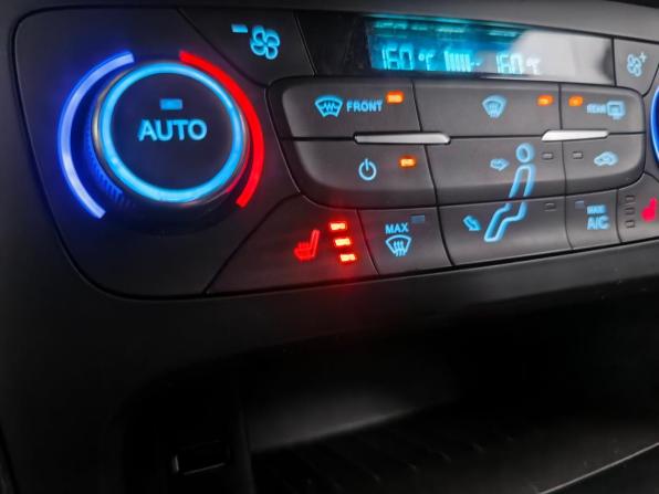 Ford Focus III Рестайлинг с пробегом 2018 года, цена 1 099 000 рублей, 170100 км, хэтчбек, Автокод Объявления