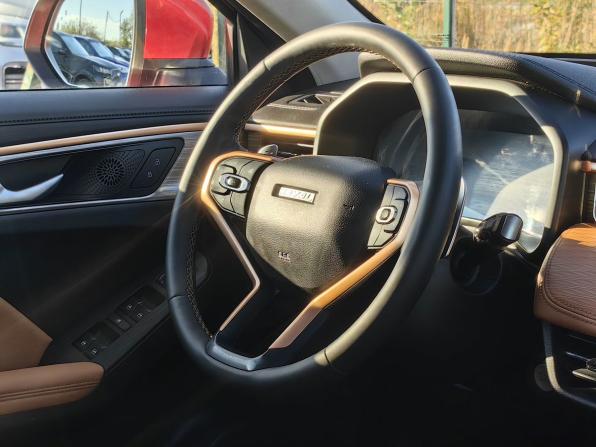 Haval Jolion I с пробегом 2023 года, цена 1 429 000 рублей, 131000 км, внедорожник, Автокод Объявления
