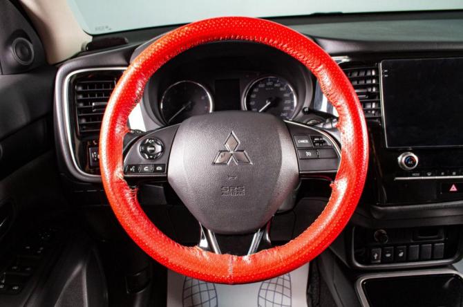 Mitsubishi Outlander III Рестайлинг 3 с пробегом 2021 года, цена 2 949 000 рублей, 77400 км, внедорожник, Автокод Объявления