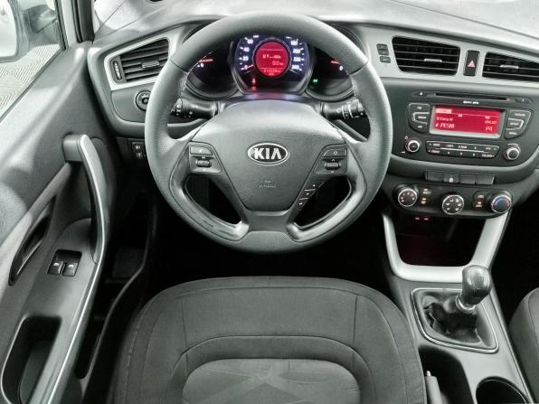 Kia Ceed II с пробегом 2013 года, цена 899 000 рублей, 214228 км, универсал, Автокод Объявления
