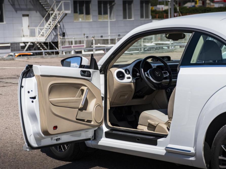 Volkswagen Beetle II (A5) Москва  - изображение 9