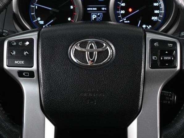 Toyota Land Cruiser Prado 150 Series Рестайлинг 1 с пробегом 2016 года, цена 3 419 000 рублей, 260492 км, внедорожник, Автокод Объявления