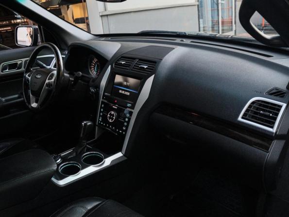 Ford Explorer V с пробегом 2013 года, цена 1 420 000 рублей, 273000 км, внедорожник, Автокод Объявления