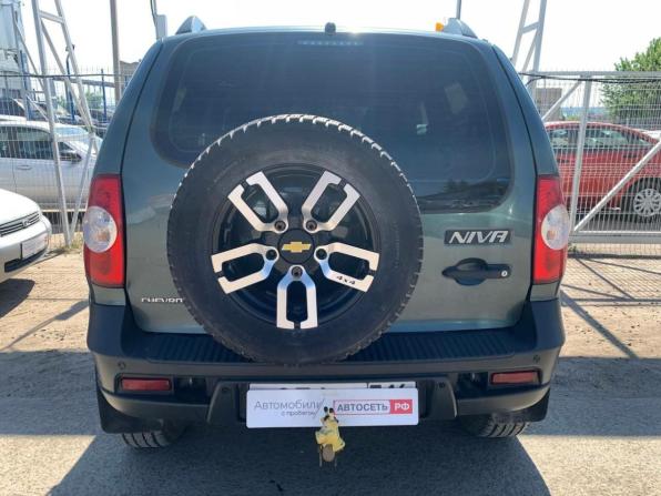 Chevrolet Niva I Рестайлинг с пробегом 2016 года, цена 591 250 рублей, 180811 км, внедорожник, Автокод Объявления