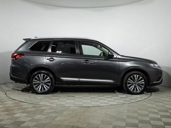 Mitsubishi Outlander III Рестайлинг 3 с пробегом 2019 года, цена 2 469 000 рублей, 117751 км, внедорожник, Автокод Объявления