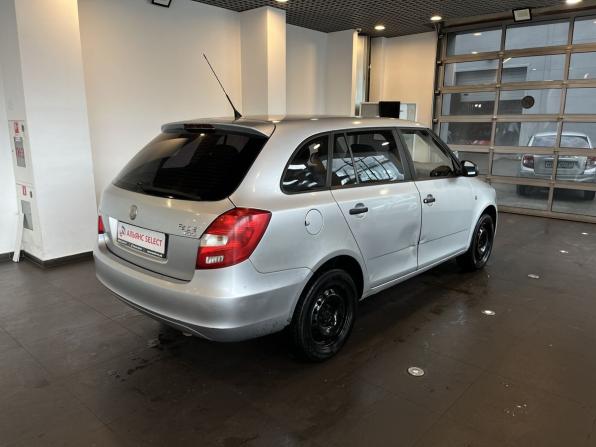 Skoda Fabia II с пробегом 2008 года, цена 260 000 рублей, 305060 км, универсал, Автокод Объявления