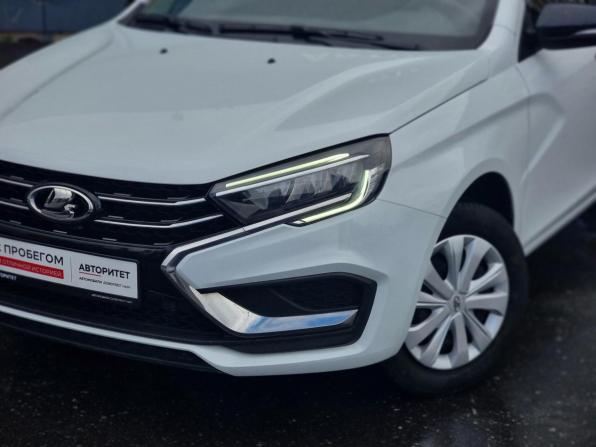 Lada (ВАЗ) Vesta I Рестайлинг (NG) с пробегом 2023 года, цена 1 369 000 рублей, 23358 км, седан, Автокод Объявления