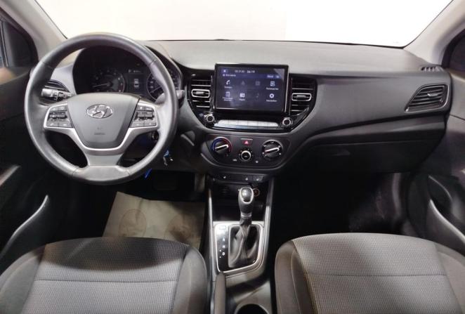 Hyundai Solaris II Рестайлинг с пробегом 2021 года, цена 1 570 000 рублей, 71437 км, седан, Автокод Объявления
