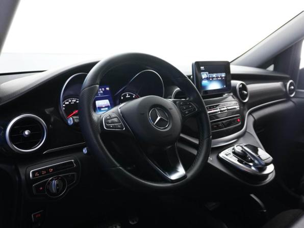 Mercedes-Benz V-Класс III (W447) с пробегом 2016 года, цена 8 299 005 рублей, 102200 км, минивэн, Автокод Объявления