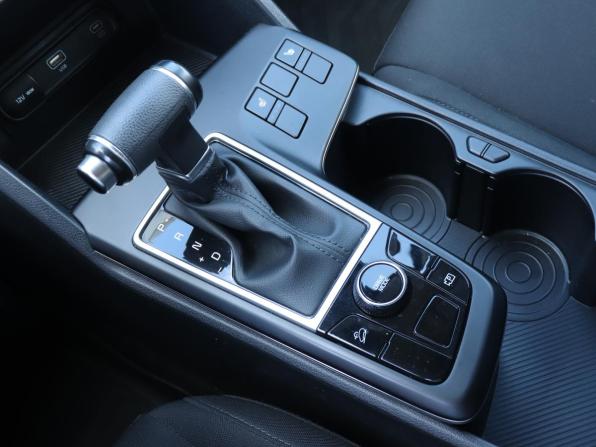 Kia Sportage V с пробегом 2023 года, цена 3 160 000 рублей, 59688 км, внедорожник, Автокод Объявления