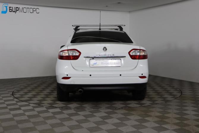 Renault Fluence I Рестайлинг с пробегом 2015 года, цена 769 990 рублей, 157426 км, седан, Автокод Объявления