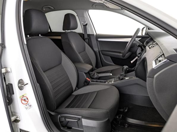 Skoda Octavia III (A7) Рестайлинг с пробегом 2019 года, цена 1 725 000 рублей, 107653 км, лифтбек, Автокод Объявления