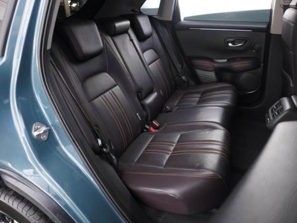 Honda ZR-V с пробегом 2022 года, цена 3 049 066 рублей, 32102 км, внедорожник, Автокод Объявления