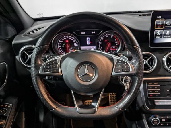 Mercedes-Benz GLA I (X156) Рестайлинг с пробегом 2019 года, цена 2 605 000 рублей, 49821 км, внедорожник, Автокод Объявления