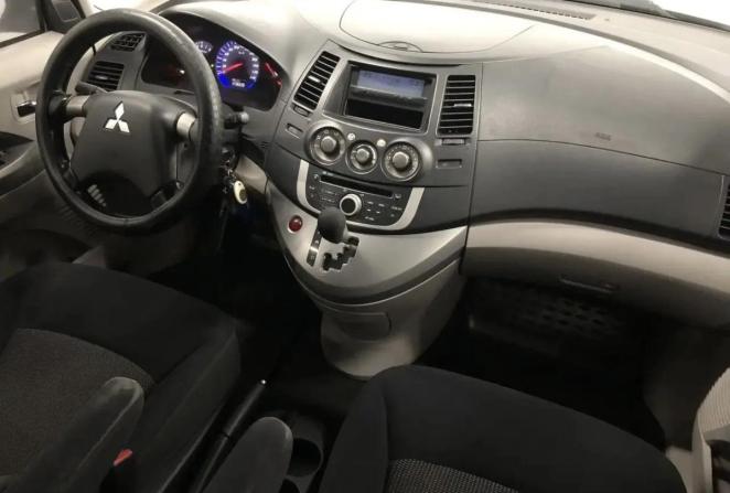 Mitsubishi Grandis I с пробегом 2007 года, цена 1 100 000 рублей, 218039 км, минивэн, Автокод Объявления