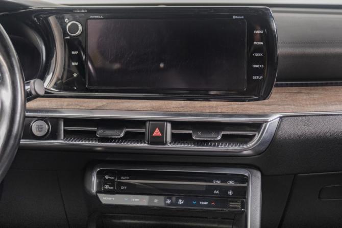 Kia K5 III с пробегом 2019 года, цена 2 959 000 рублей, 74100 км, седан, Автокод Объявления