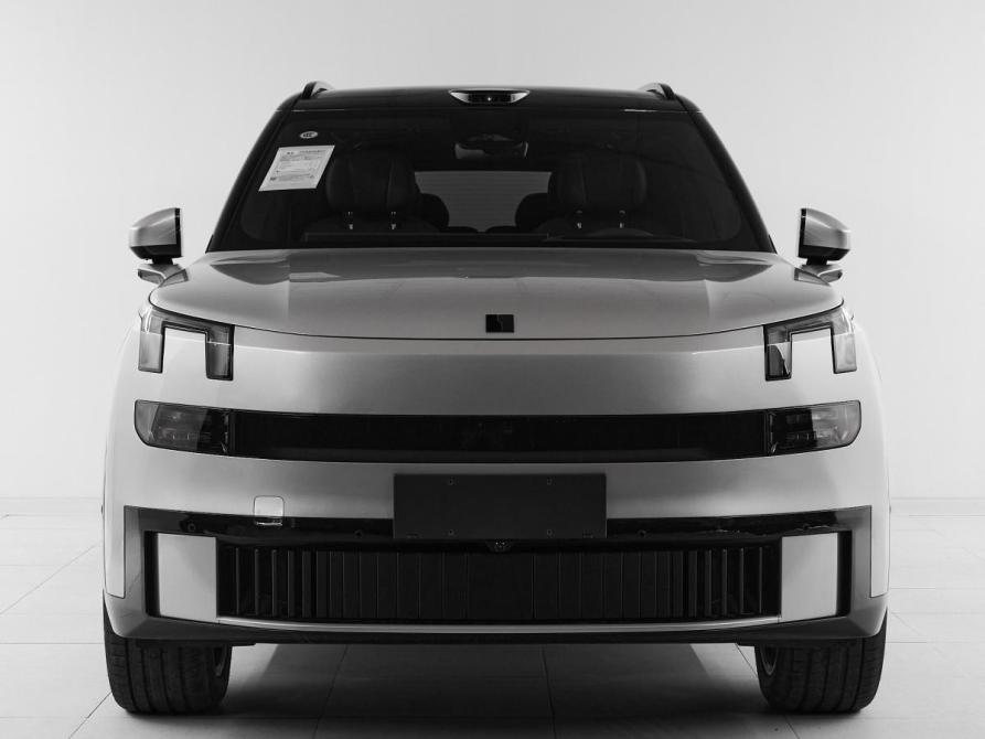 Lynk &amp; Co 900 Москва  - изображение 2