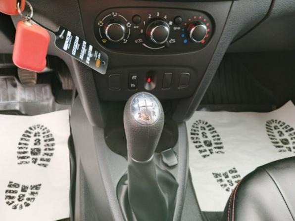 Renault Sandero II Рестайлинг с пробегом 2019 года, цена 1 130 900 рублей, 78553 км, хэтчбек, Автокод Объявления