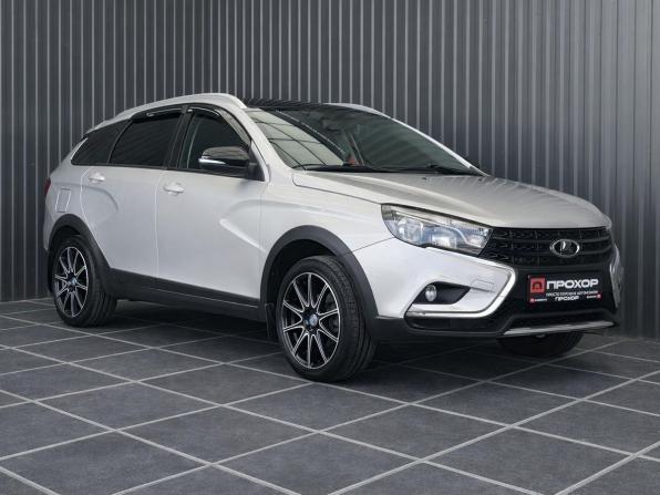 Lada (ВАЗ) Vesta I с пробегом 2021 года, цена 1 297 000 рублей, 109476 км, универсал, Автокод Объявления