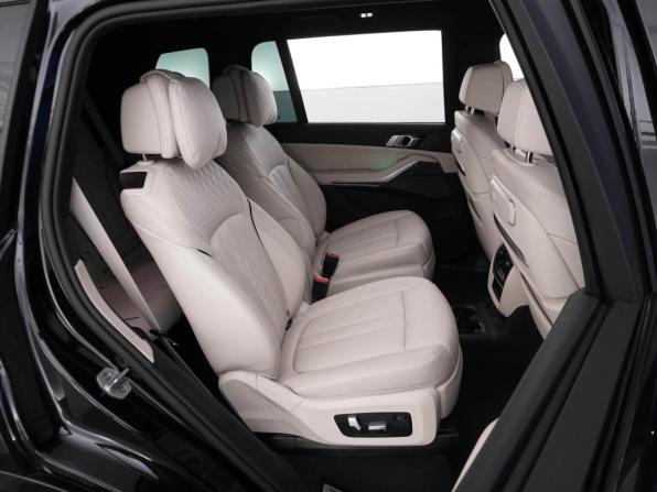BMW X7 I (G07) Рестайлинг с пробегом 2024 года, цена 14 366 052 рубля, 22603 км, внедорожник, Автокод Объявления