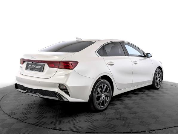 Kia Cerato IV Рестайлинг с пробегом 2022 года, цена 1 699 000 рублей, 131444 км, седан, Автокод Объявления